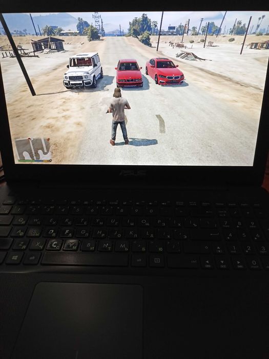 Ноутбук для Работы и Игр