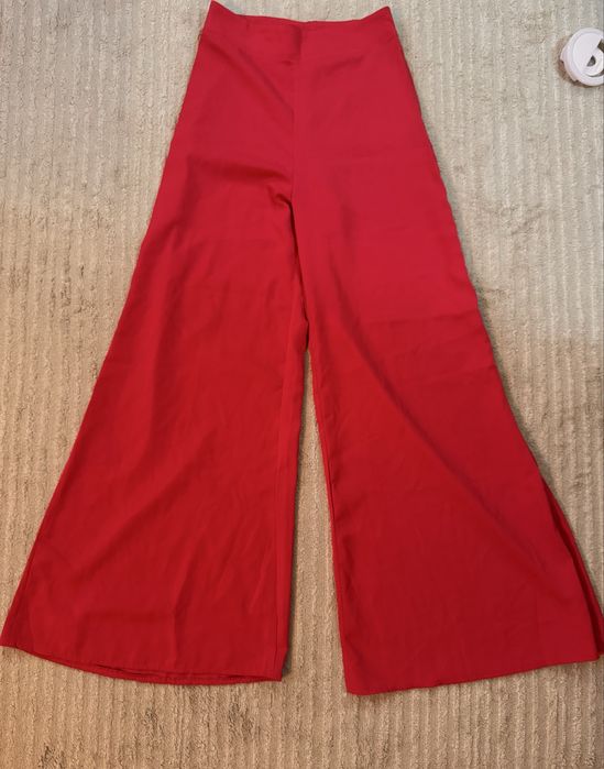 Дънки с камъчета, панталони