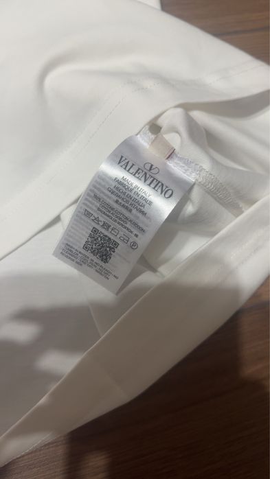 Tricou Valentino Marimea L conditie 10/10