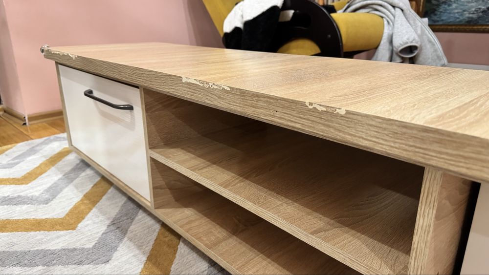 Тумба под телевизор ТВ