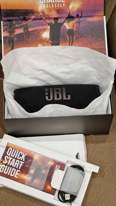 Оригинална JBL Charge 5