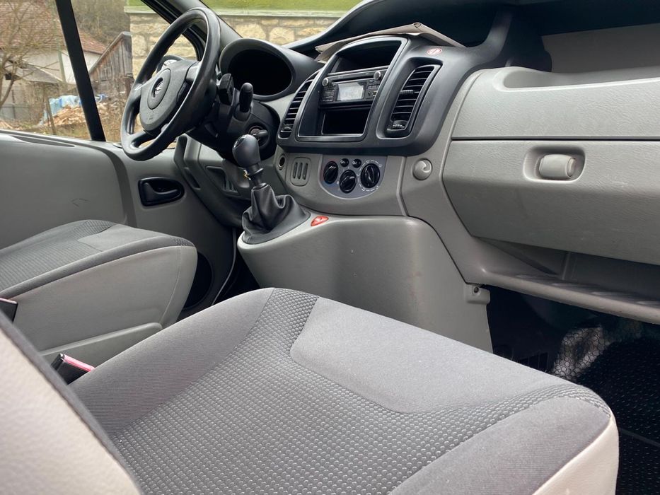 Opel Vivaro, 84 kw, 2013 luna 12.