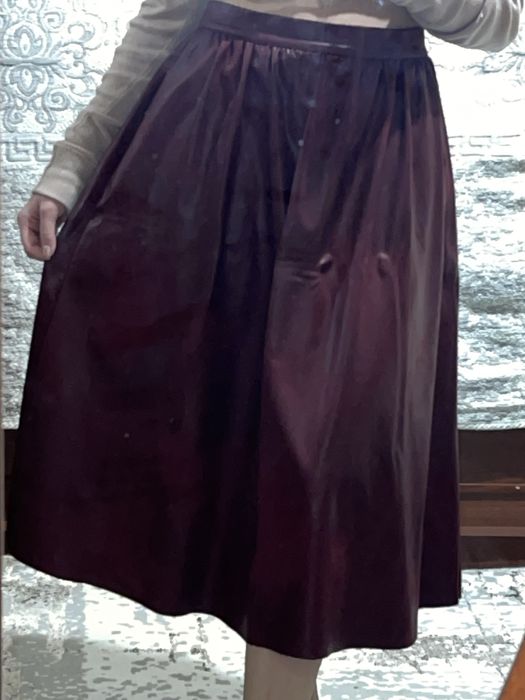 Юбка кожаная почти новая