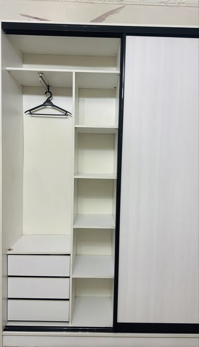 Продам шкаф купе