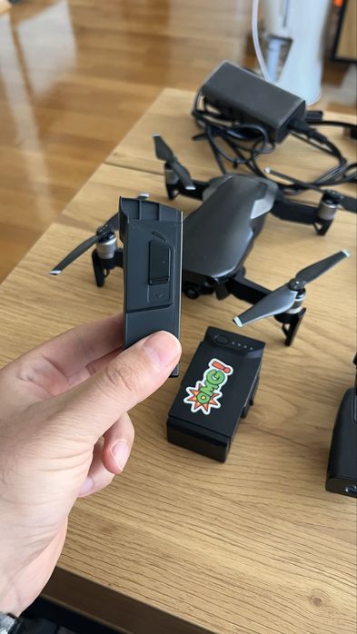 DJI Mavic Air — пълен комплект с 2 батерии