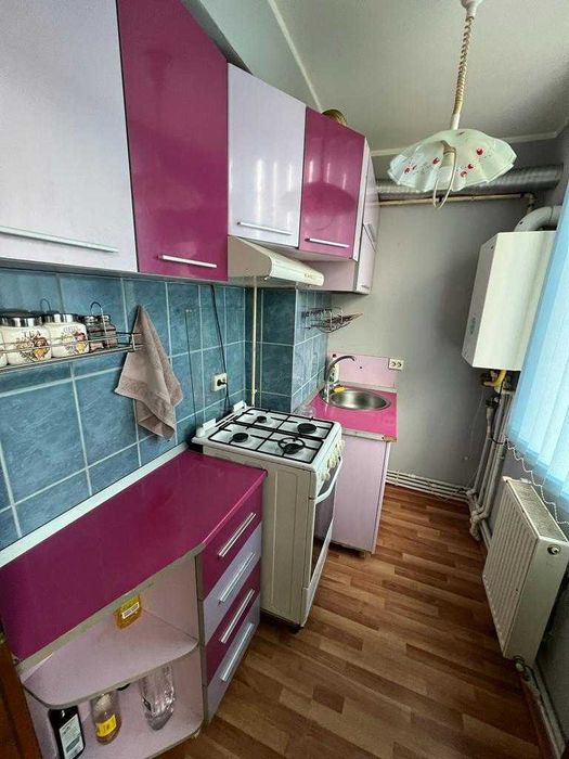 Inchiriez 1 camera in bloc nou   zona General   complet utilat