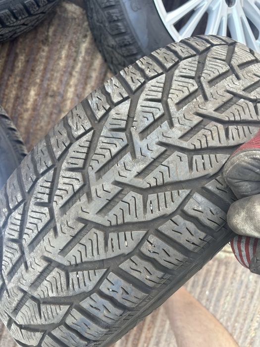 Джанти с гуми за Ford 5x108 17”