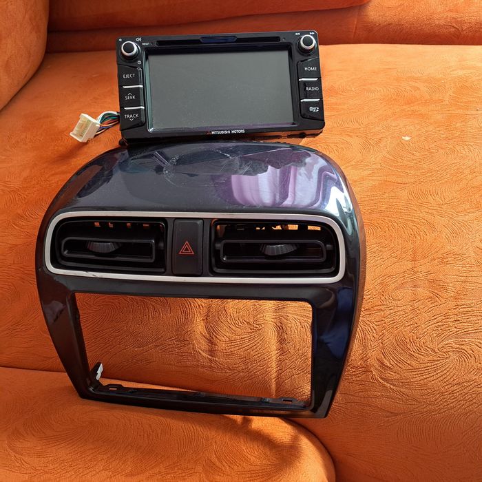Navigație auto multimedia,mitsubishi space star