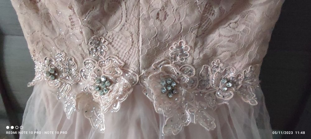 Rochie eleganta in stare foarte buna