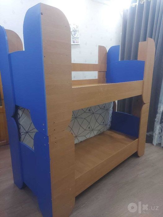Двухъярусная кровать б.у.