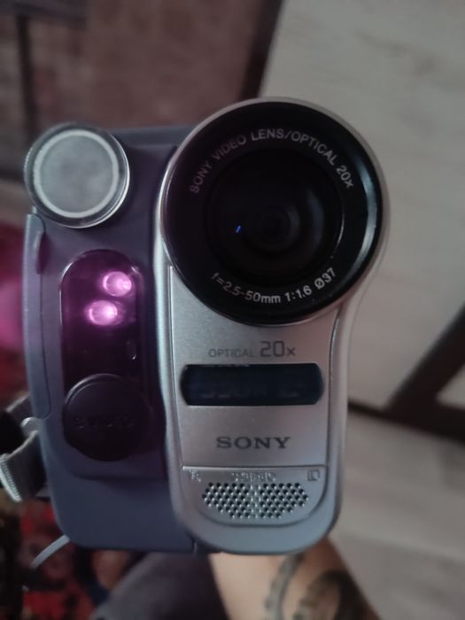 Видеокамера Sony Digital8