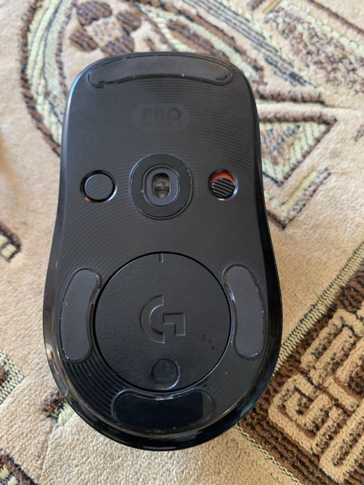 Подам игровую мышь Logitech G-pro