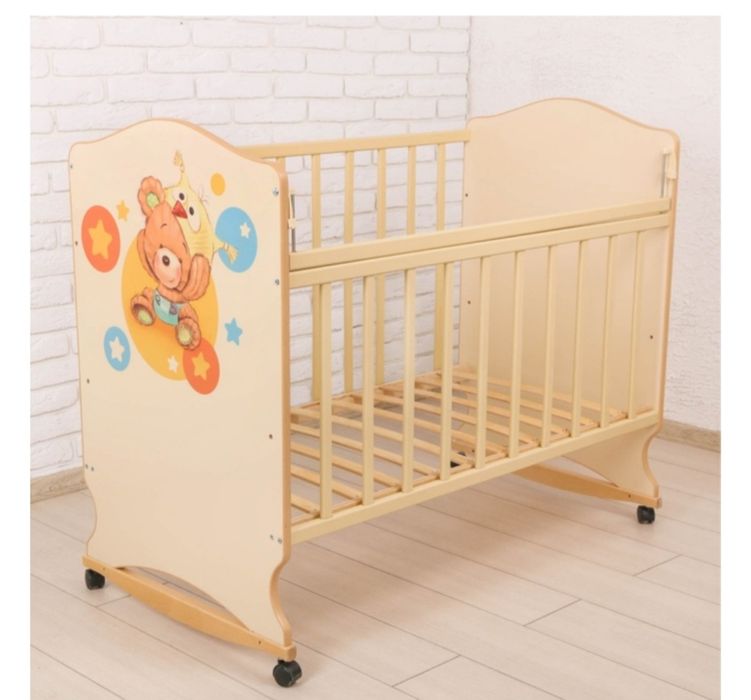 Кроватка детская с матрасом