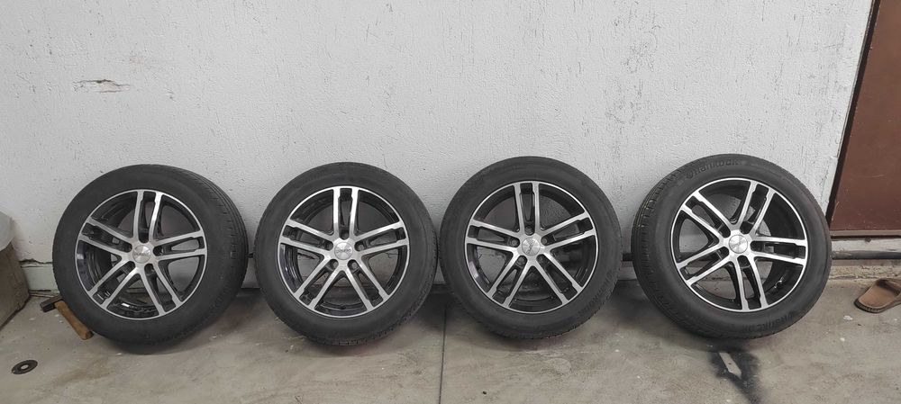 Продавам джанти с гуми 16"