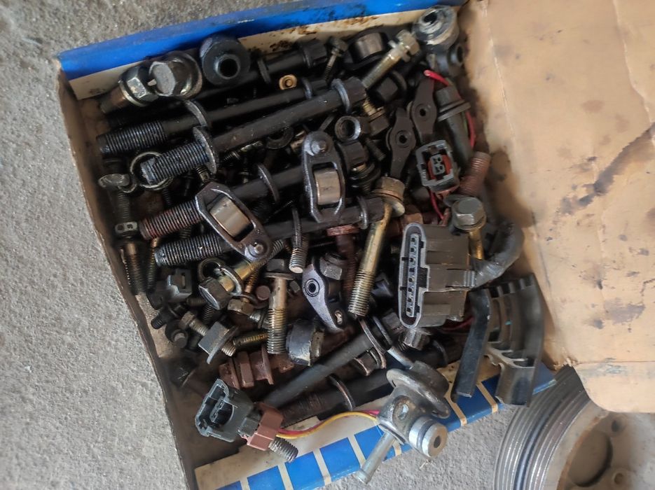 Продам запчасти для Митсубиси рвр