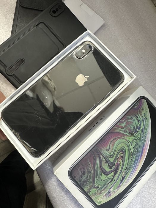 Apple iPhone XS max 64Gb LLA Black