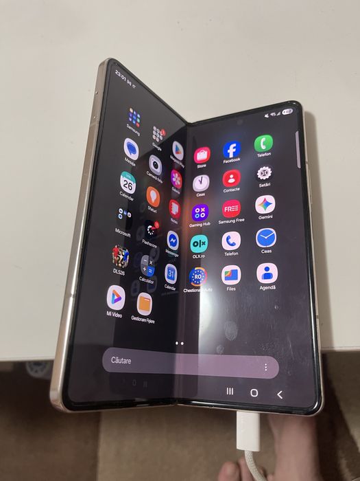 Samsung fold 4 im