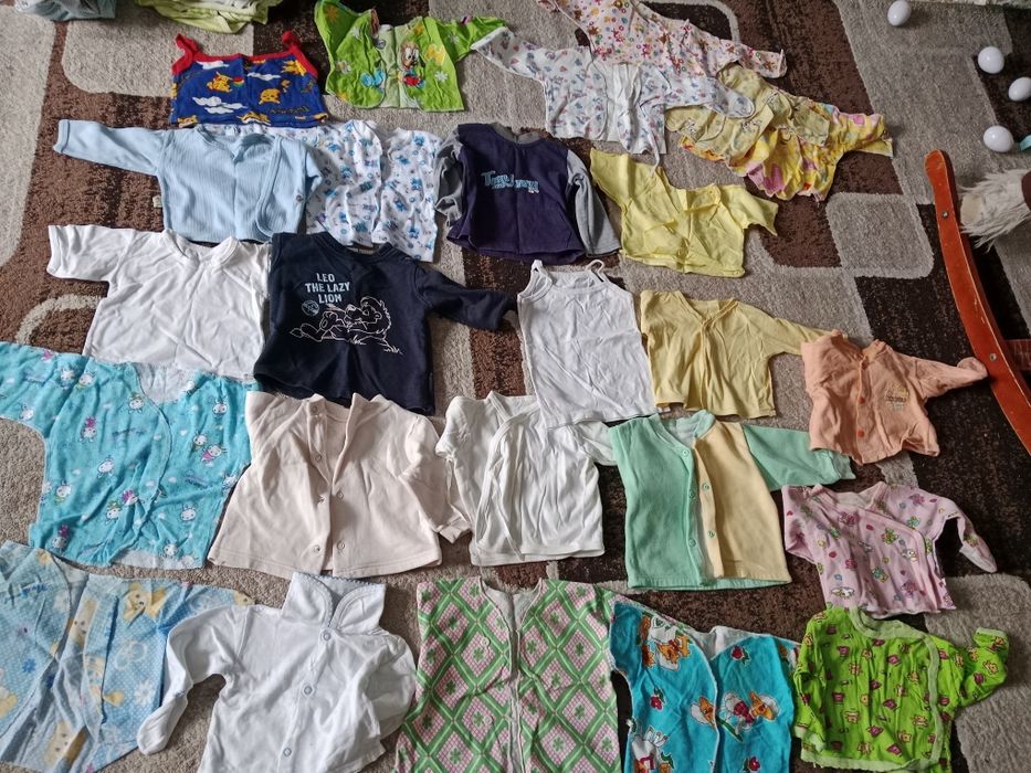 Продам вещи для малышей