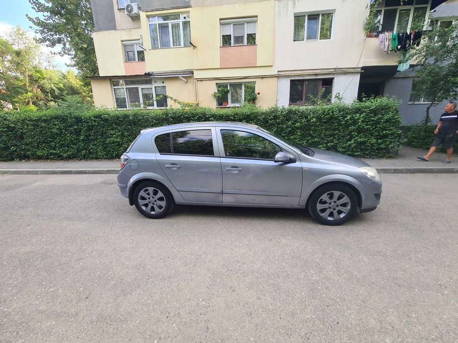 Opel astra H.