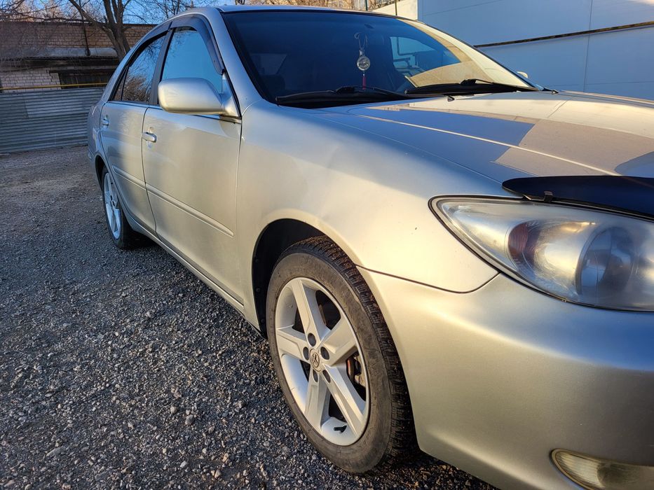 Машина Camry 2003