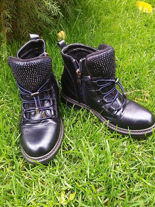 Продам полусапожки для девочки