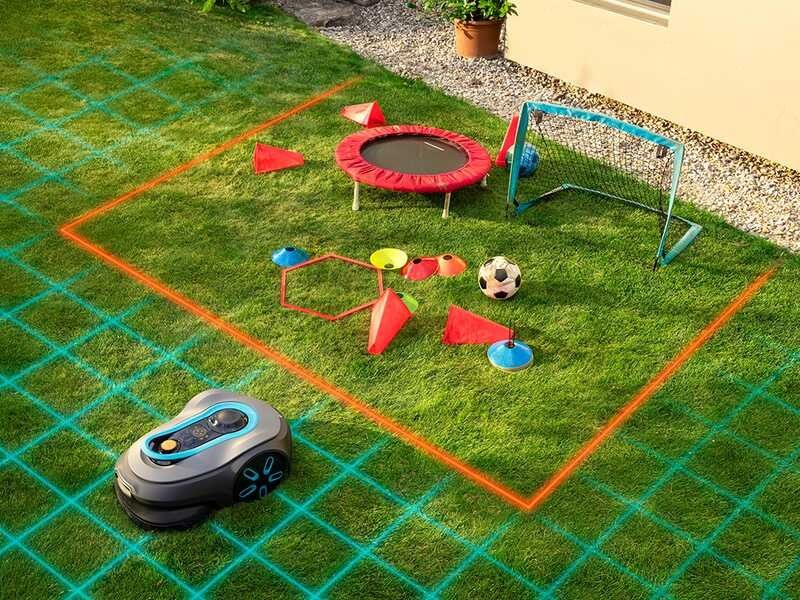 GARDENA smart SILENO pro 600, това е роботизирана косачка за трева за площи до около 600 м².