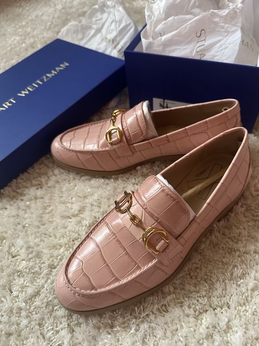 Stuart Weitzman Mocasini piele croco roz pudra