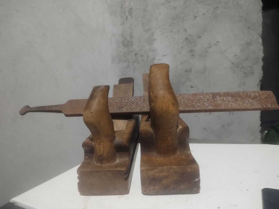 2 buc Rindea veche lemn Pila veche antica