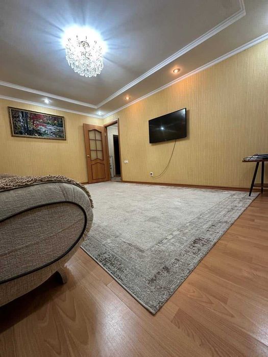 4 комнатная квартира, Кривой