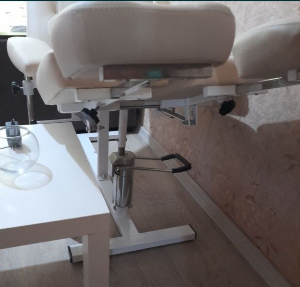 Педикюрное кресло