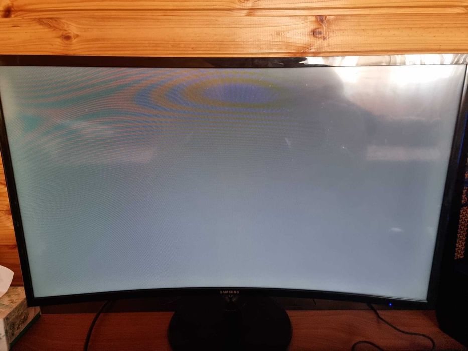 32" FHD Monitor Curbat Samsung
