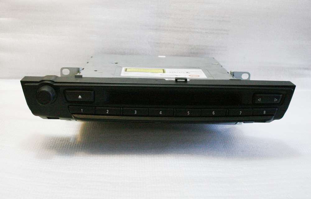 Reparatii navigatii CIC . Navigatii BMW