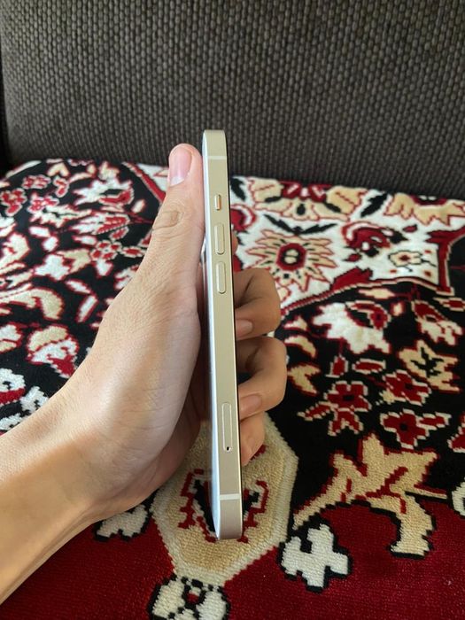 Айфон 13 продам ,