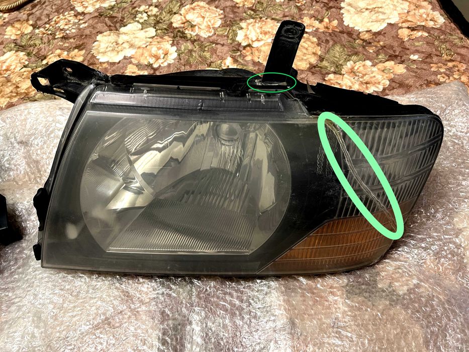 Фары на MITSUBISHI Pajero 3  в б/у !!!