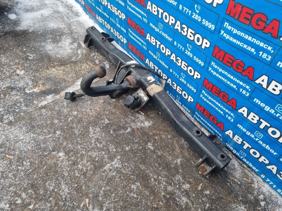 Фаркоп на бмв е53.