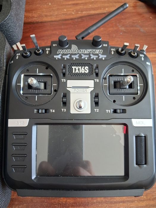 RadioMaster TX16S