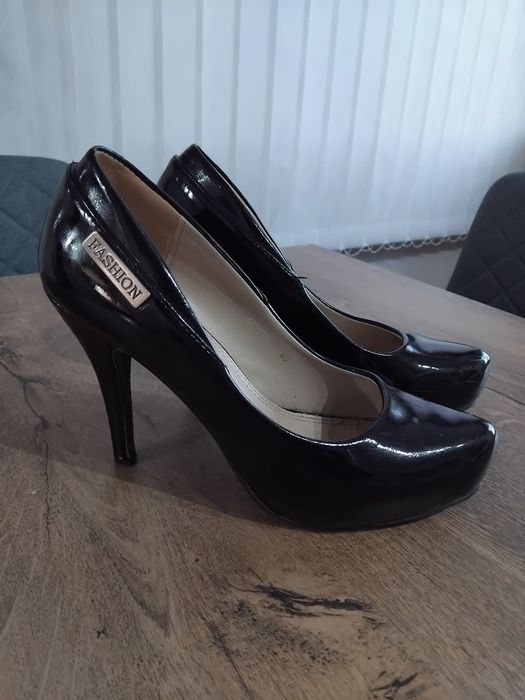 Дамски обувки N 40