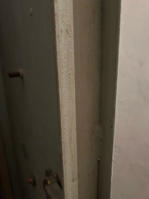 Продам входную дверь 80