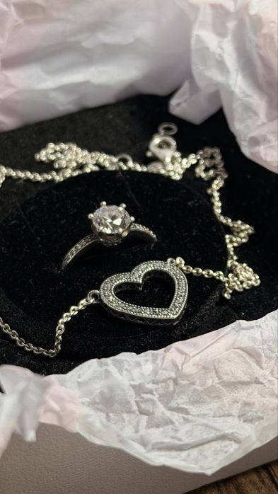 Продам кулон от Пандора