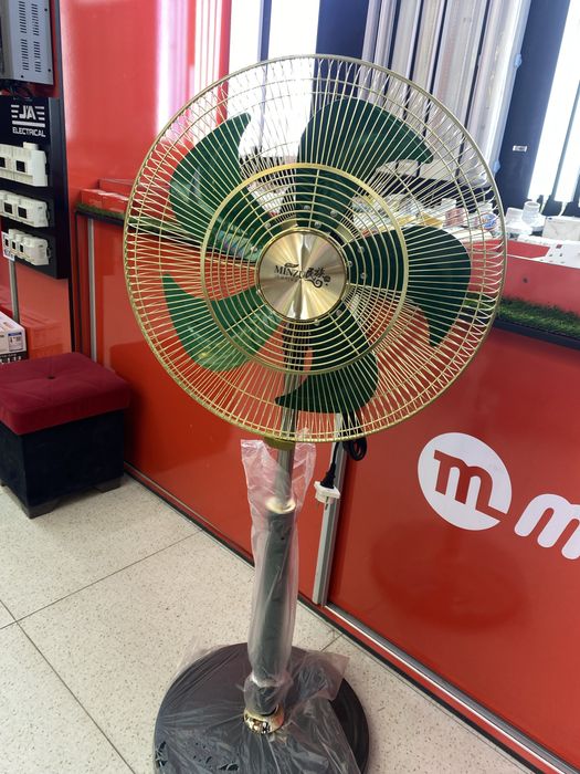 Вентилятор 5 режимов ,премиум качество ,напольный