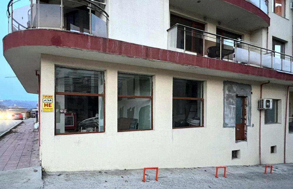 Дава се под наем Заведение в Велико Търново, Център - 2000 кв.м за 665 € - Снимка #2