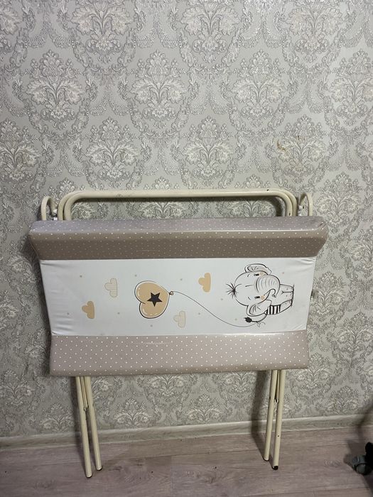 Продам подставку 2в1 под ванну и пеленальный столик