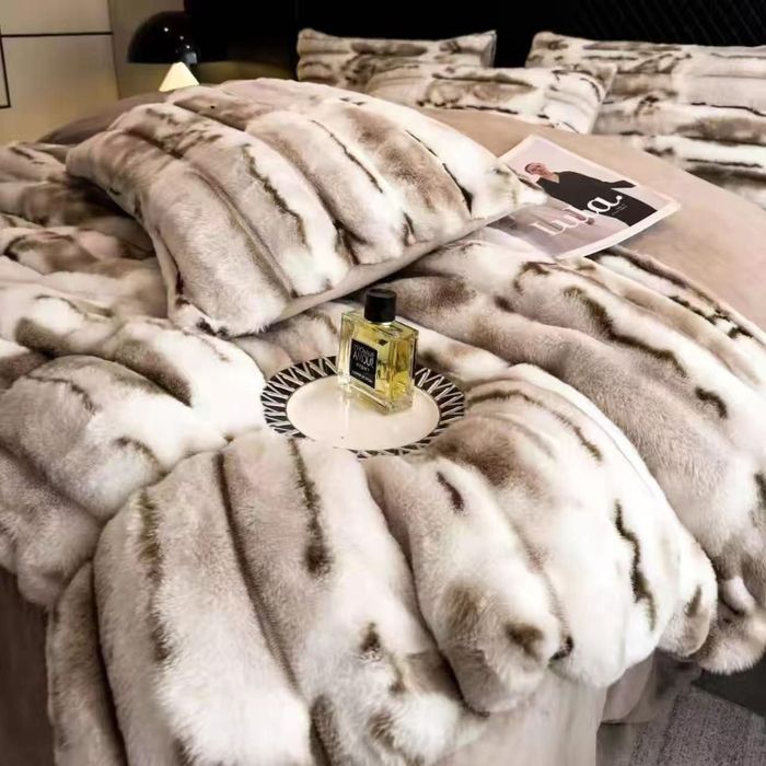 Shuba Premium Pastelniy Komplekt