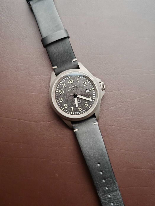 Vand Timex Expedition North Titanium