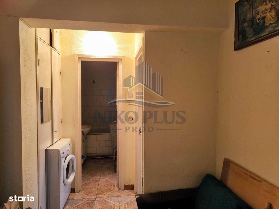 Vest,Infratirii,apartament 2 camere,1/4,de vanzare — fotografia 1