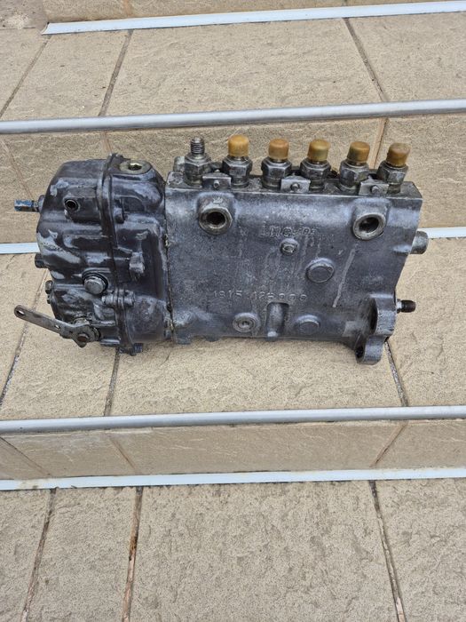 Pompa injecție Saviem