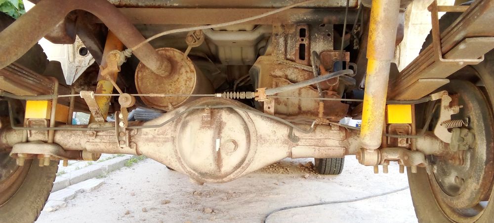 Услуги с мобилна пясъкоструя и боядисване