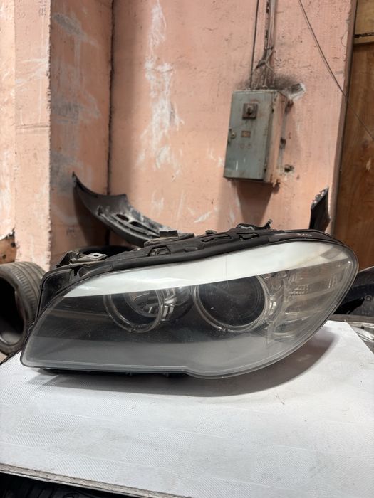 Ляв фар BMW F10.