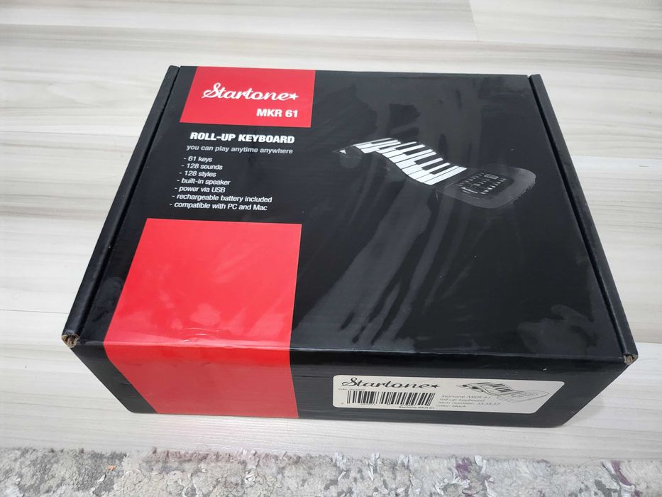 Roll-up keyboard, pianină rulabilă