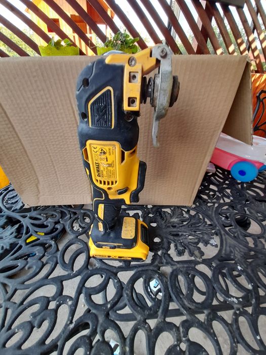 Multifuncțional dewalt model bruslhess